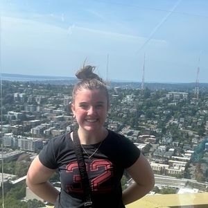 Meet your Posher, Kelli